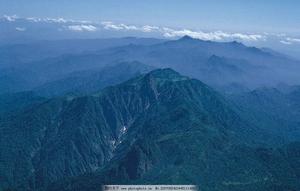 绵绵大山 大山 山 树林 树木 树 自然景观 山水风景 美丽的大自然