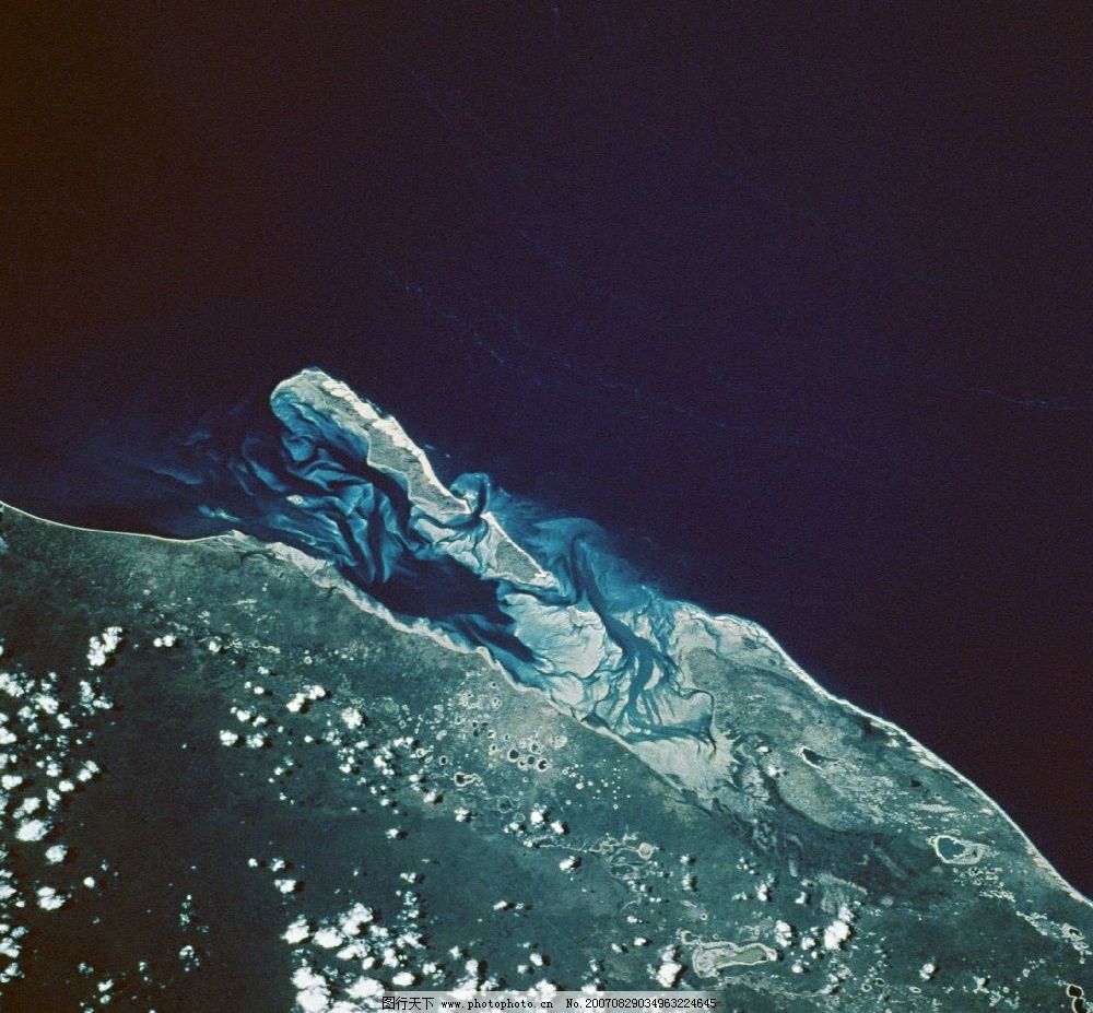 空中看地球 俯视地球 空中俯视地球 太空俯视地球 从太空看地球 太空看地球 太空中看地球 在太空看地球 地球太空图片 太空看地球图 太空中的地球 从太空中看地球 宇宙中的地球 自然景观 其他 摄影图库 350DPI jpg