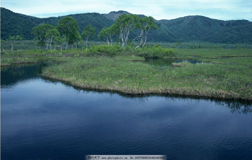 森林 树木 树林 青山 草地 绿水 自然景观 山水风景 四季风景 摄影